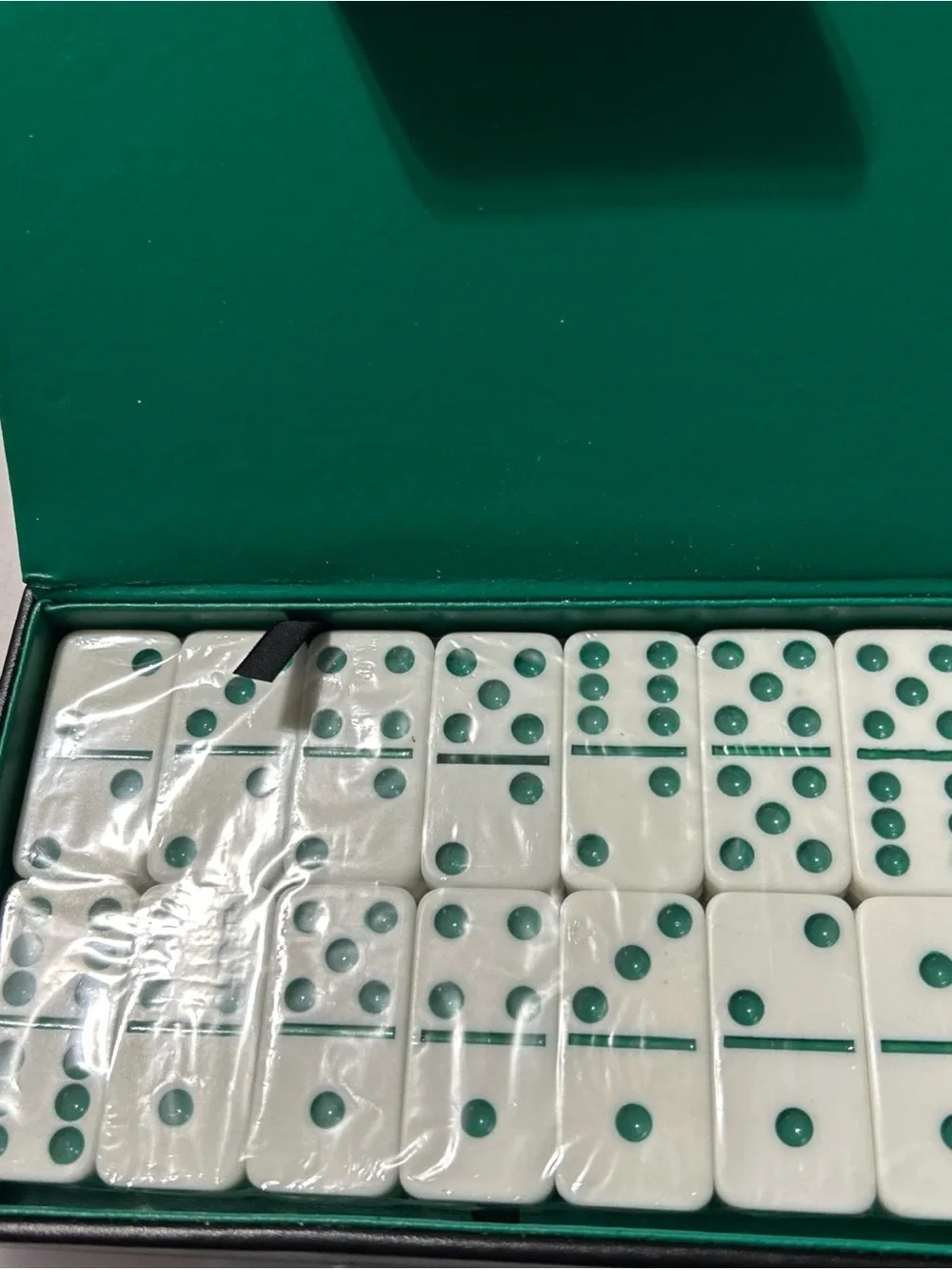 Marlboro Menthol Green and White 28-Piece Domino Set